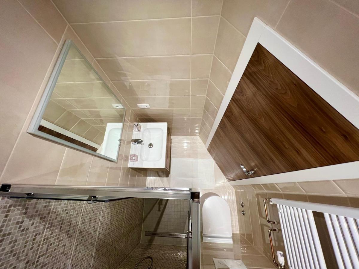 Vila Zrina - Apartmani Trogir Exteriör bild