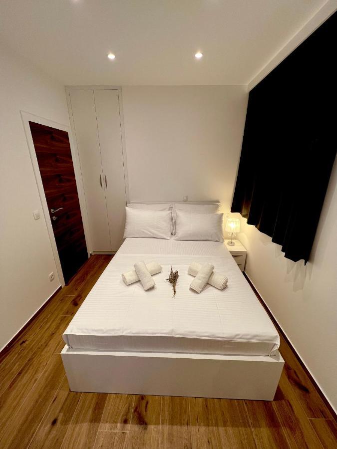 Vila Zrina - Apartmani Trogir Exteriör bild