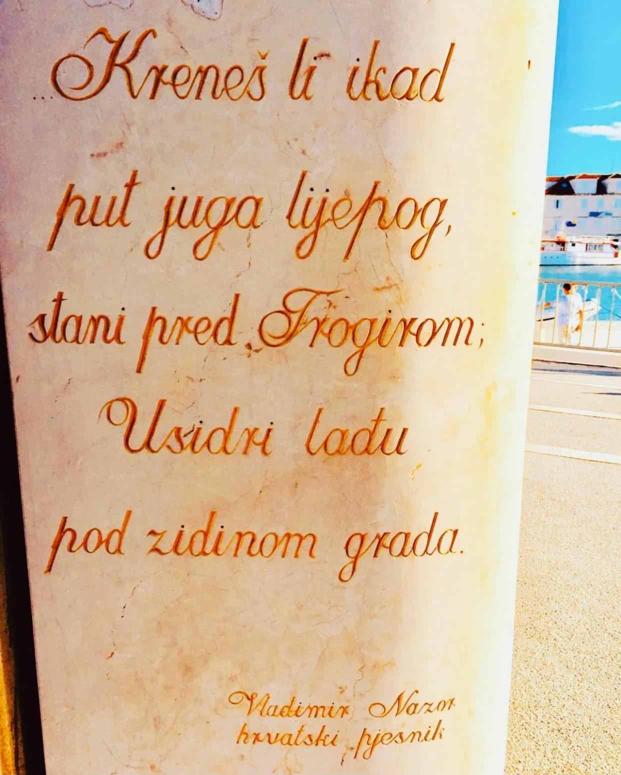 Vila Zrina - Apartmani Trogir Exteriör bild